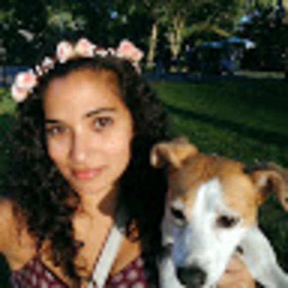 Meet your Posher, Nadia - Picture 1 of 1